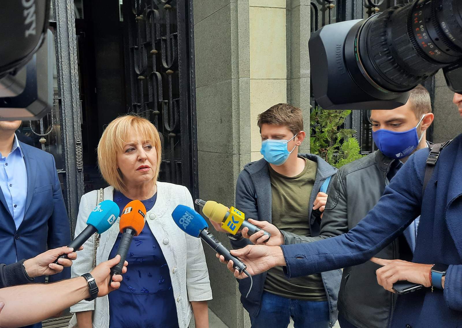 Манолова: „Изправи се.БГ“ връща партийната субсидия в държавния бюджет