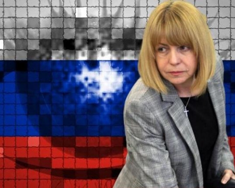 Фандъкова с хибридна война срещу Русия и православната вяра!