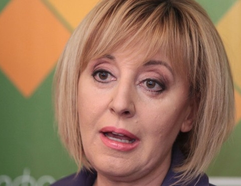Манолова за депутатите!