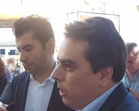 Асен Василев и Кирил Петков влизат в затвора заради „Газпром“!