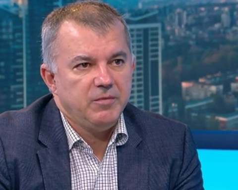 Богомил Николов: Фолио зад радиатора и загряване на бойлера наполовина помагат да пестим енергия