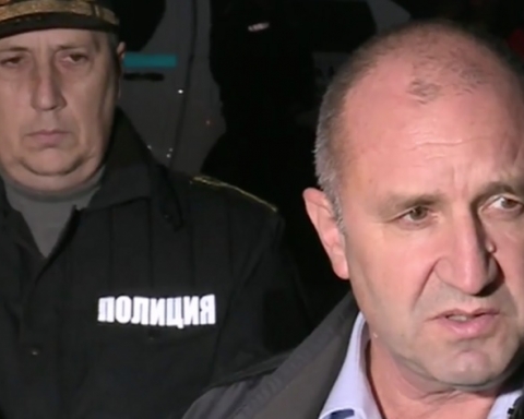 И Радев дири изчезналия в Перник Сашко. Планински спасители със седем кучета участват в търсенето на детето