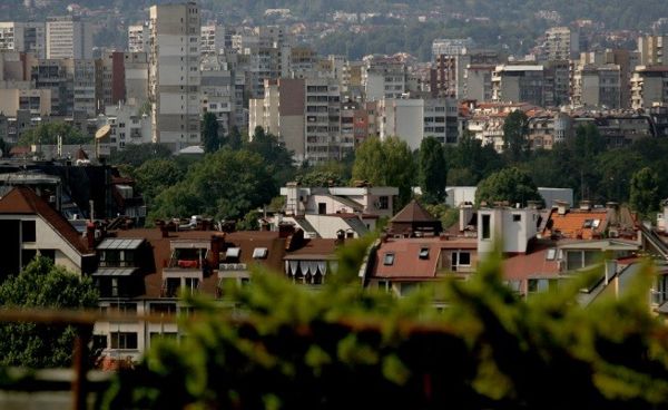 Според данни от Евростат, цените на жилищата в България се увеличават с 9,5%, докато в целия Европейски съюз този ръст е само 0,8%.