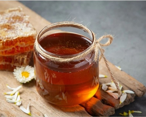 Как се яде мед